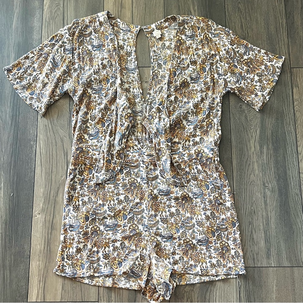 Loft Beach Paisley Print Romper Large - Picture 10 of 11